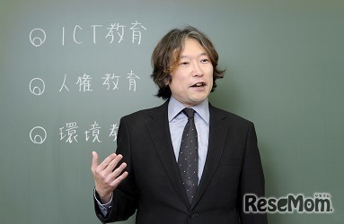 講師の鴨田拓氏 （オンライン・新宿校）