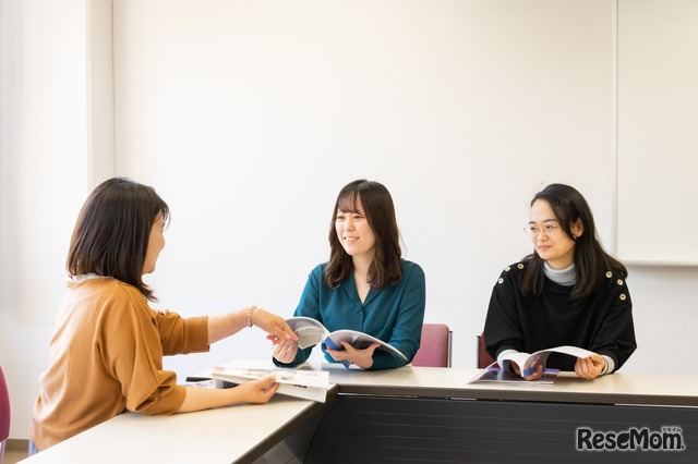 恵泉女学園大学での学びのようす（イメージ）