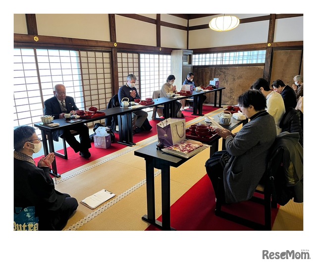 西本願寺でのお斎体験