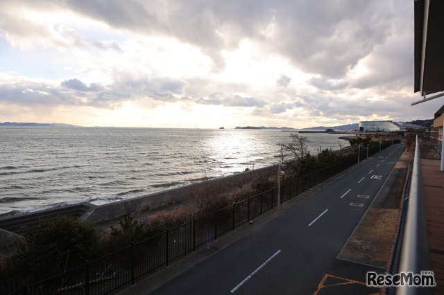 海陽学園から見る三河湾