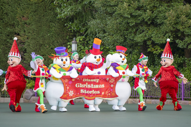 東京ディズニーランドで公演中のパレード「ディズニー・クリスマス・ストーリーズ」