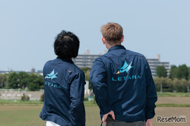 「Letara（レタラ）」創業者の平井翔大氏と共同創業者のケンプス ランドン氏