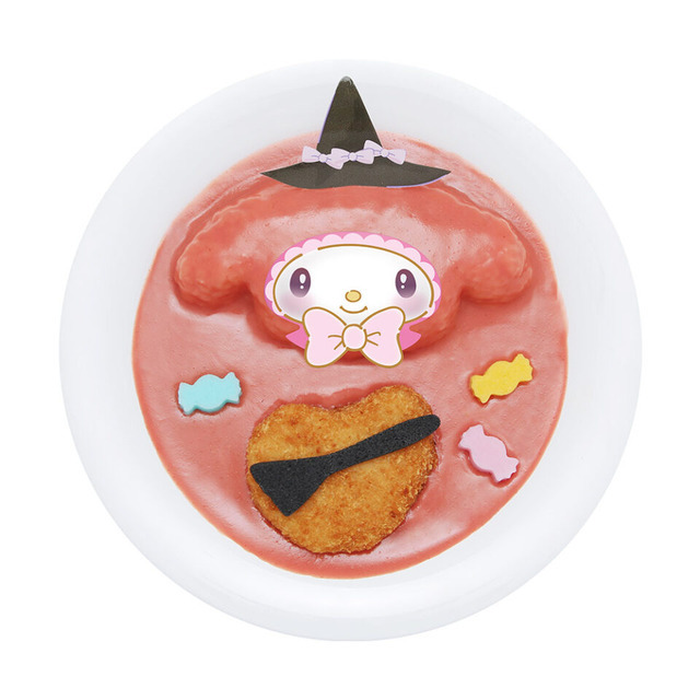 PUROHALLOWEEN メニュー「魔法のほうき★チキンカツカレー」（C）2024 SANRIO CO., LTD. TOKYO, JAPAN 　著作 株式会社サンリオ