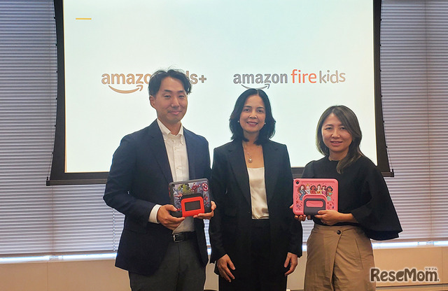 10月1日に行われた新製品発表会のようす（左から：アマゾンジャパン合同会社 Amazon Kids Japan事業部 コンテンツ部 兼 事業開発部 部長 小林 丈展氏、ウォルト・ディズニー・カンパニー パブリッシング・デジタルエクスペリエンス APAC バイスプレジデント ベロニカ・カバリナン氏、アマゾンジャパン合同会社 Amazonデバイス事業本部 Kindle・Fire Tablet・アクセサリ事業部 部長 丸山舞氏）