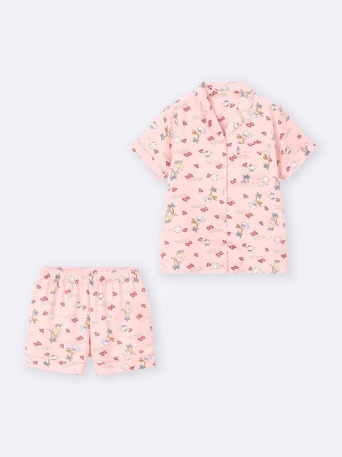 大人気の「GU×ちいかわ」サマーコレクション、予約販売は6月12日まで！テーマは「ちいかわたちの夏休み」