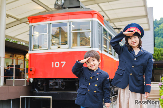 箱根登山電車の車掌さん
