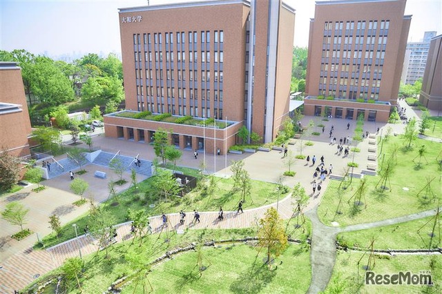 学園外観