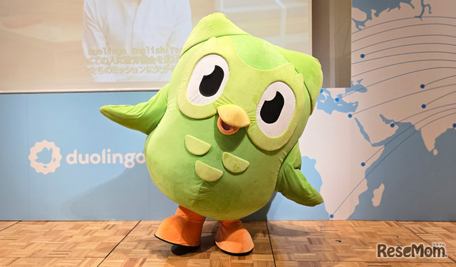 「Duolingo English Test リーダーシップセミナー」会場で出迎えてくれたデュオ