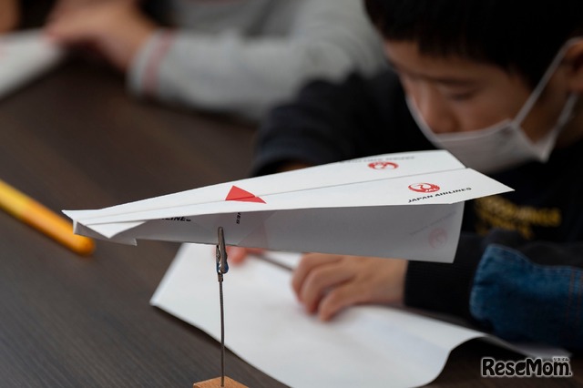 JAL折り紙ヒコーキ教室