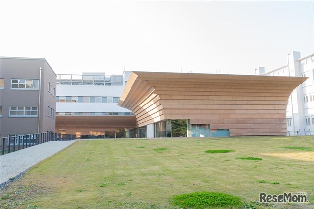 この緑豊かなキャンパスで、未知の可能性を引き出してくれるICUのリベラルアーツを体感してほしい