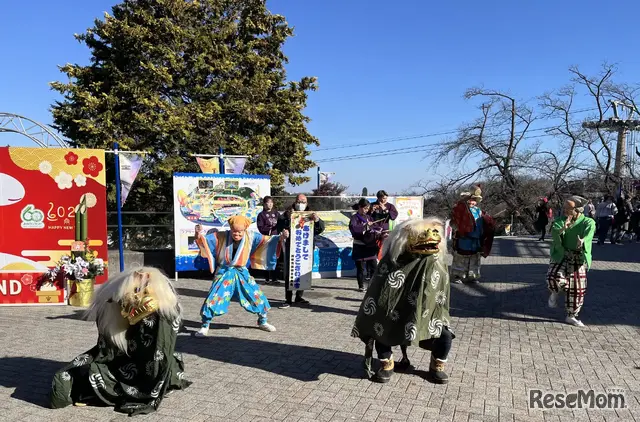 獅子舞披露（過去のようす）