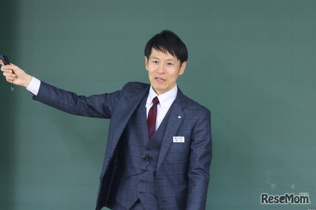 駿台予備学校 医学部専門校舎・市谷校舎 板井敬氏