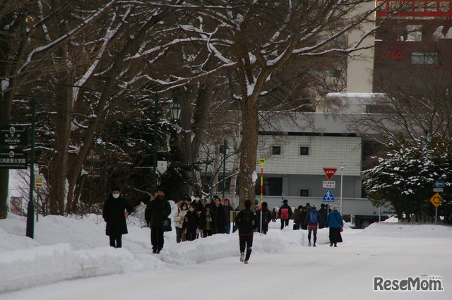 北海道大学試験場（札幌キャンパス）2026年1月17日 共通テスト1日目のようす