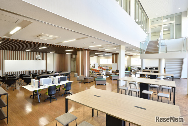 京都太秦キャンパス ラーニングコモンズ