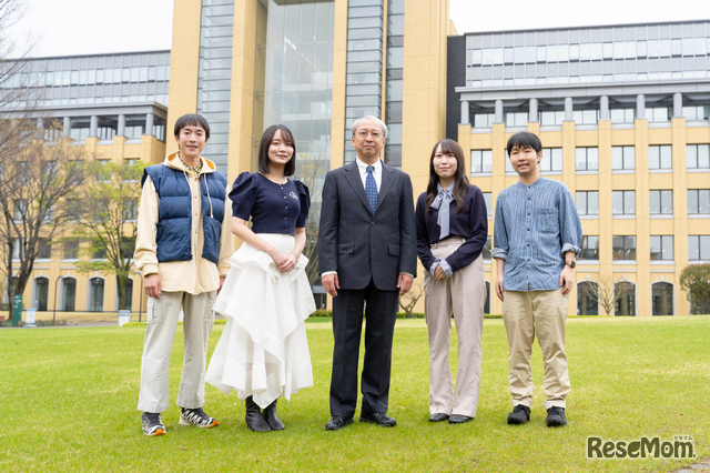 青山学院大学社会情報学部で見つける