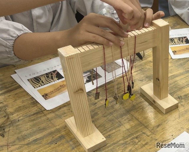 縄文時代のあんぎん編みと弥生時代の原始機に挑戦！（横浜美術大学）