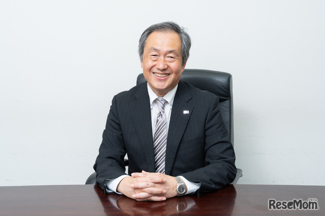 インタビューに応じてくれた、四谷大塚 情報本部本部長 岩崎隆義氏