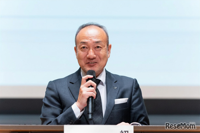 福万広信氏　関西学院初等部長