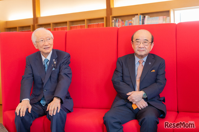 東京私立中学高等学校協会・会長の近藤彰郎先生（左）と、神奈川県私立中学高等学校協会・理事長の工藤誠一先生（右）