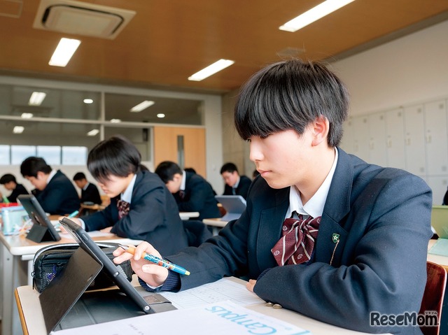 きめ細かな学びの指導とサポートを行っている