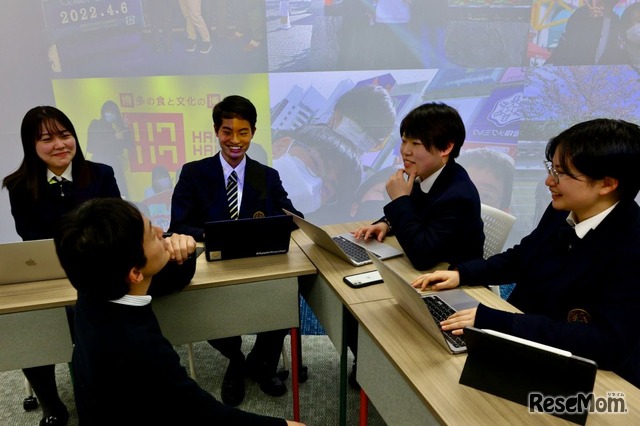 充実した学生生活であることを生徒たちの笑顔が物語っている
