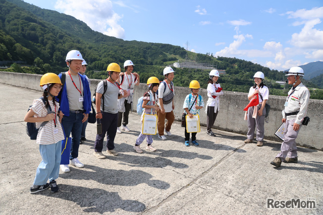 いよいよ発電所内に潜入