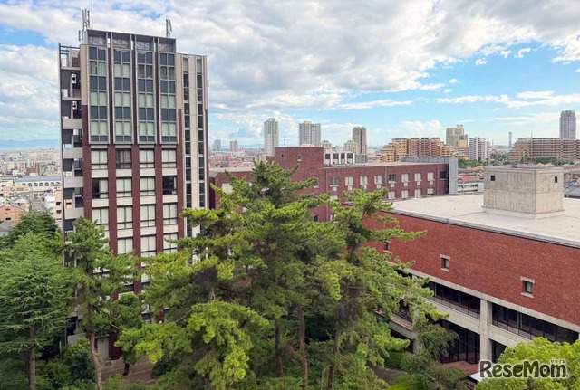 甲南大学