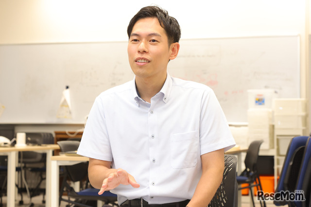 水地良明先生（工学部情報通信工学科 知能ロボティクス研究室 准教授）