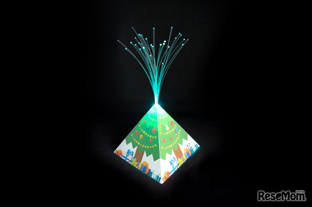 イルミネーションツリー～光ファイバーとLED～