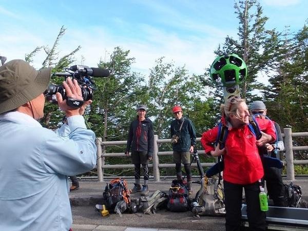 CNNは、ストリートビュー富士登山道撮影隊に同行