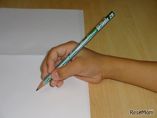 正しい鉛筆の持ち方