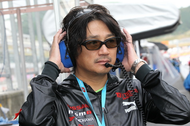 KONDOレーシングを率いる近藤真彦監督。写真：NISSAN（2013年）