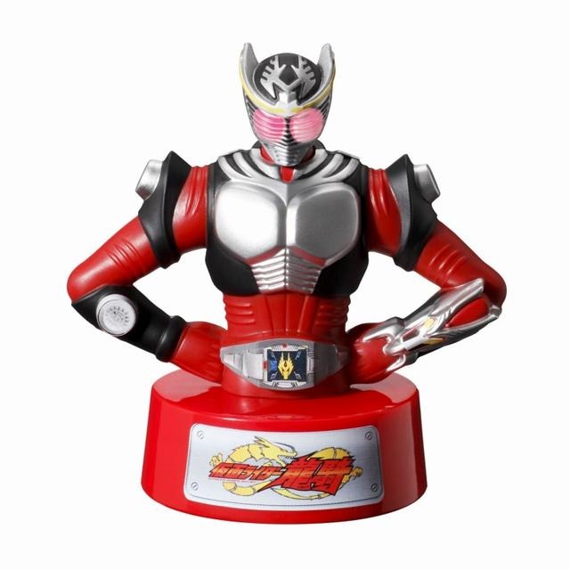 お父さんも欲しくなる！歴代の「仮面ライダー」がハッピーセットに登場 お父さんも欲しくなる！歴代の「仮面ライダー」がハッピーセットに登場