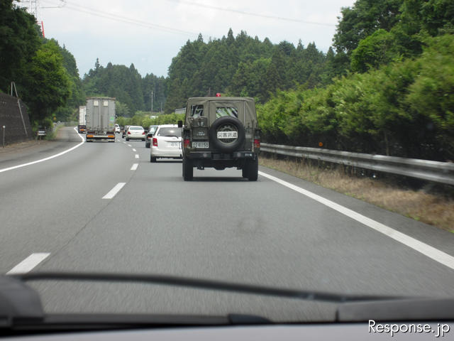 東北自動車道。東日本大震災発生から3か月