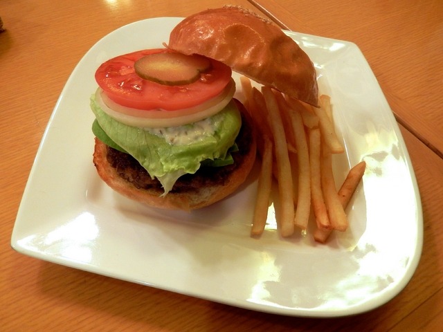 ハンバーガー（FURUSATO）