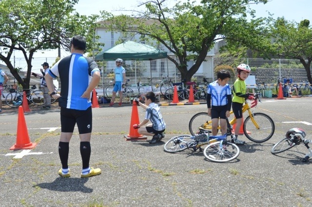 補助輪はずし教室からキッズや大人のスクールまで4月12日に西武遊園地で開催