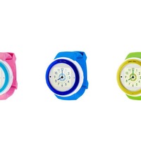「mamorino Watch」製品画像　左から順に「アクアピンク」「スペースブルー」「ライムグリーン」