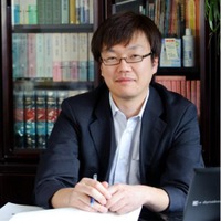 大学ジャーナリストの石渡嶺司氏