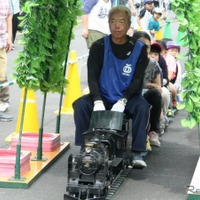 西武は今年も6月に武蔵丘検修場の公開イベントを行う。写真は昨年のイベントの様子。