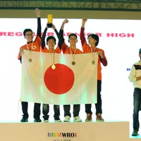 愛媛県立八幡浜工業高等学校のチーム「YTHS Orange V」が金メダルを受賞