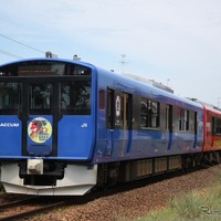 「秋の乗り放題パス」はJR線の普通列車が3日間乗り放題になる。写真は男鹿線の普通列車。