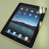 編集部に届いた「iPad」をさっそく触ってみました 編集部に届いた「iPad」をさっそく触ってみました