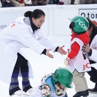 さっぽろ雪まつりにスケートリンクがオープン…鈴木明子スケート教室開催