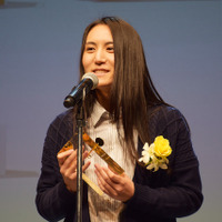 「コクヨデザインアワード2017」表彰式／グランプリを受賞した「食べようぐ」にょっきの三谷悠氏