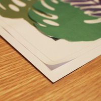 画用紙に台紙を貼りつけて補強。今回はこれを横に貼り合わせて見開きのブック形式にする