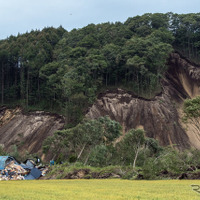 平成30年北海道胆振東部地震（9月7日、北海道厚真町）　(c) Getty Images
