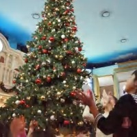 キッザニア東京のクリスマスツリー