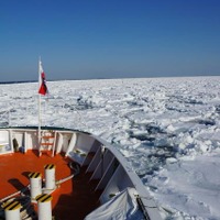 北海道網走の流氷船 オーロラ号 が3月31日まで運行中（撮影日：1月25日）