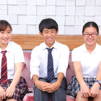 IBコースの（左から）芽唯さん、荘介さん、瞳さん