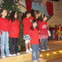 クリスマスの定番、教会主宰のキリスト教系クリスマス・ミュージカル。カトリック系の教会なのでメキシカンの児童が目立つ